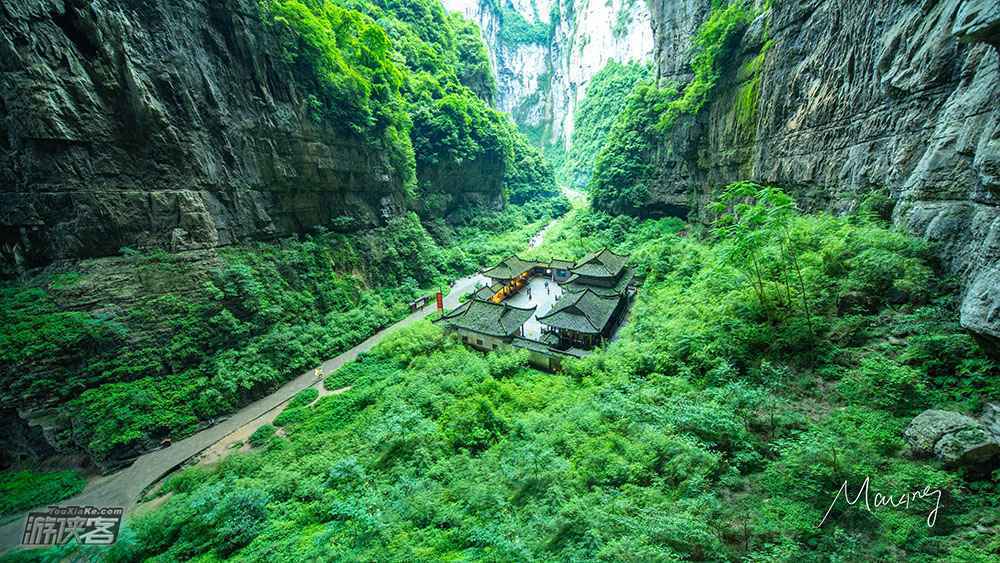 重庆武隆天坑值得一去吗?天生三桥、龙水峡地缝景色如何?
