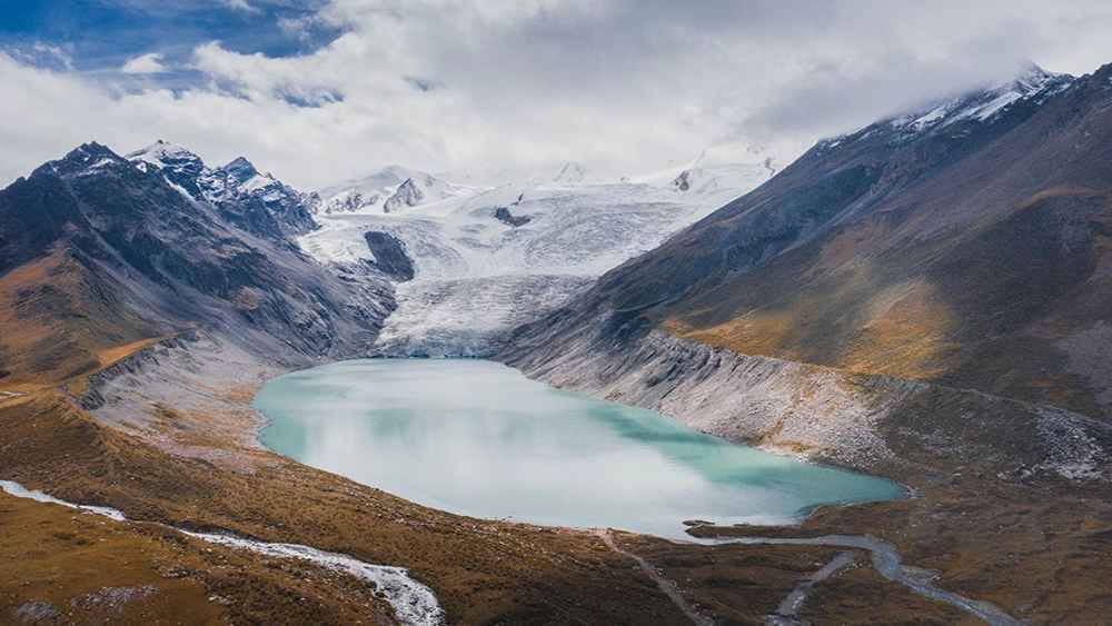  色达佛学院旅游最佳拍摄地点大揭秘