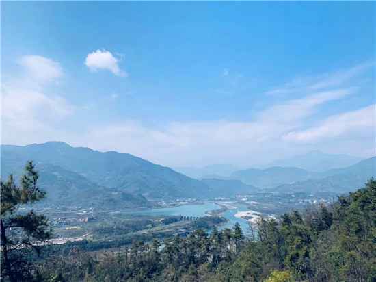  第二届海螺沟国际喊山节开幕