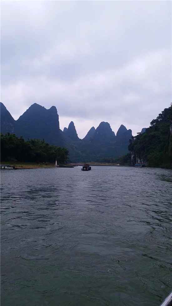  在国内算得上经典的几个旅游目的地，应该走一走