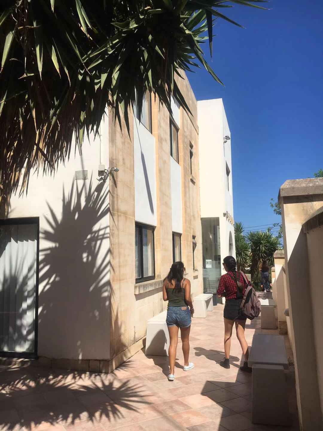 Show time! 全马耳他最超值的语言学校