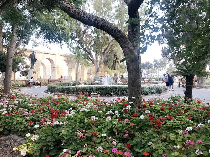 马耳他，在一个复古的国家完成了人生中第一次