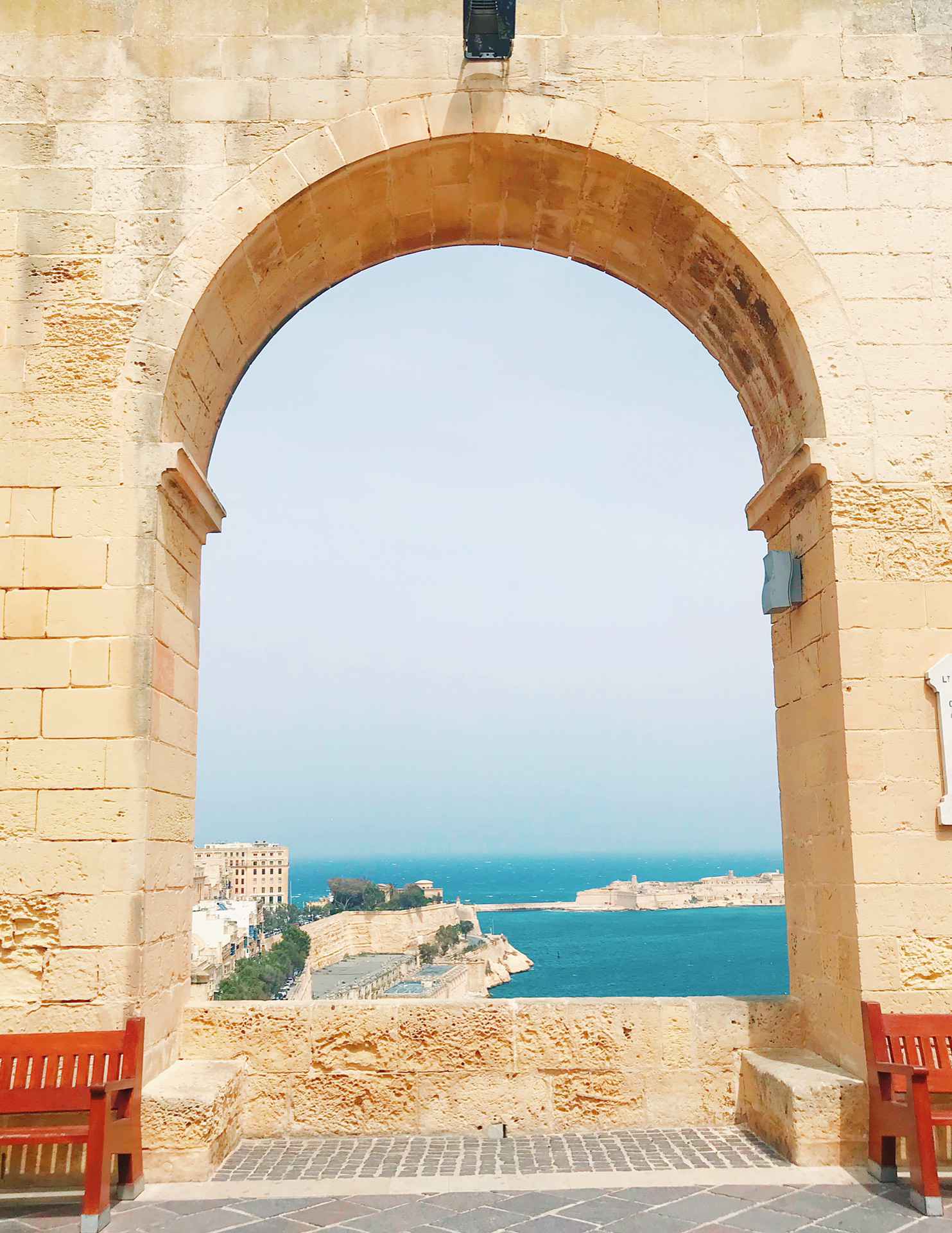 在欧洲的后花园,看一片无需滤镜的海:马耳他