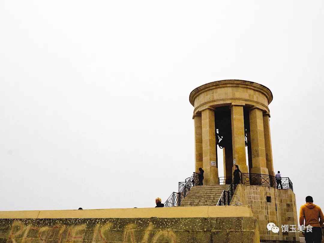 在欧洲的后花园,看一片无需滤镜的海:马耳他