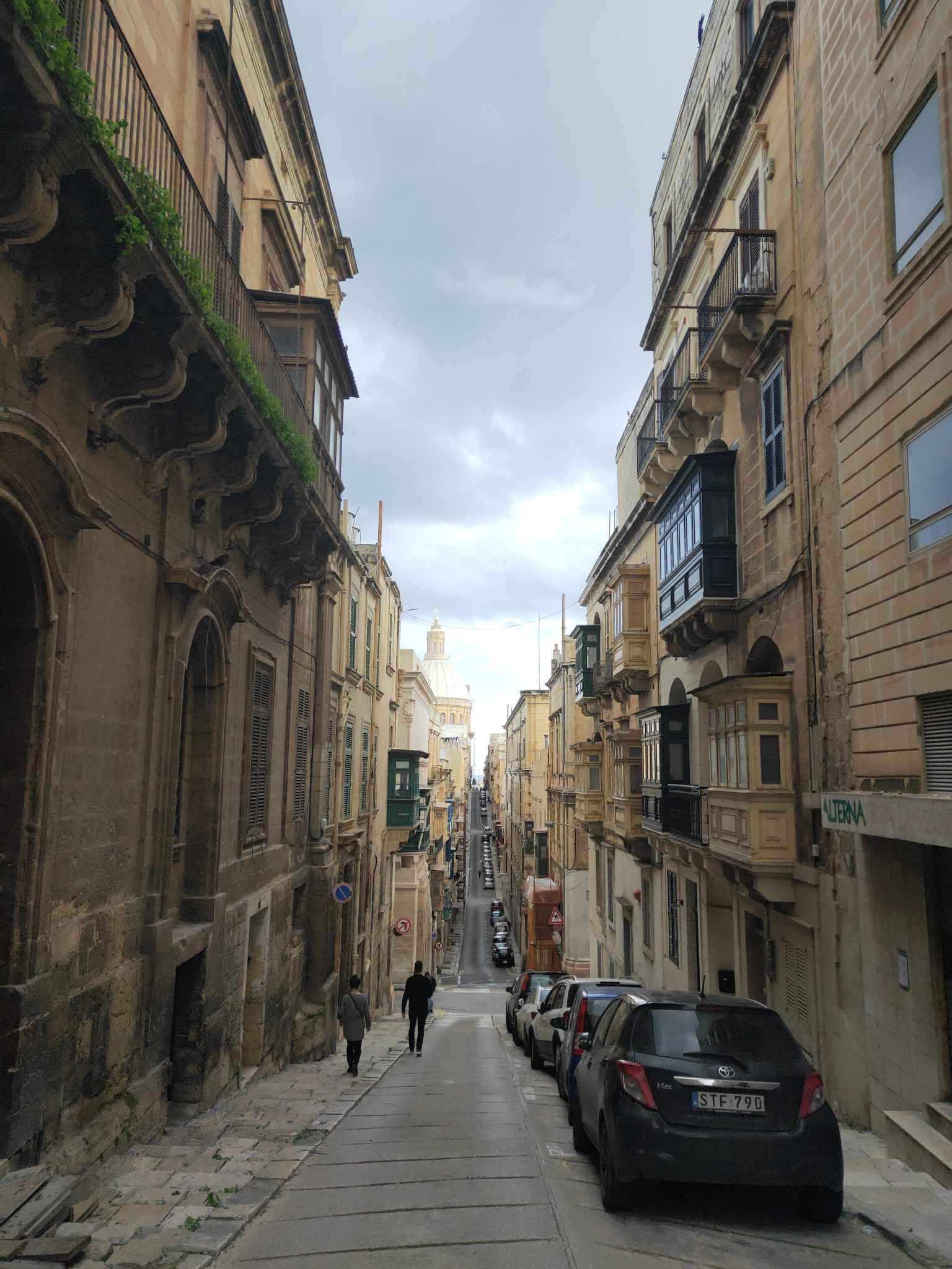 如果天堂不是我想的那样,就把我送回马耳他吧