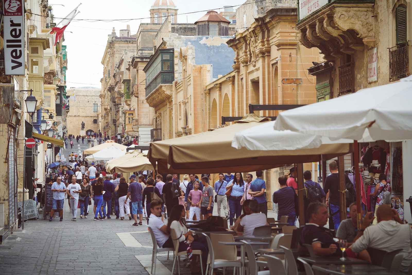 秘境之旅:唯一英联邦、欧元区、申根国、欧盟