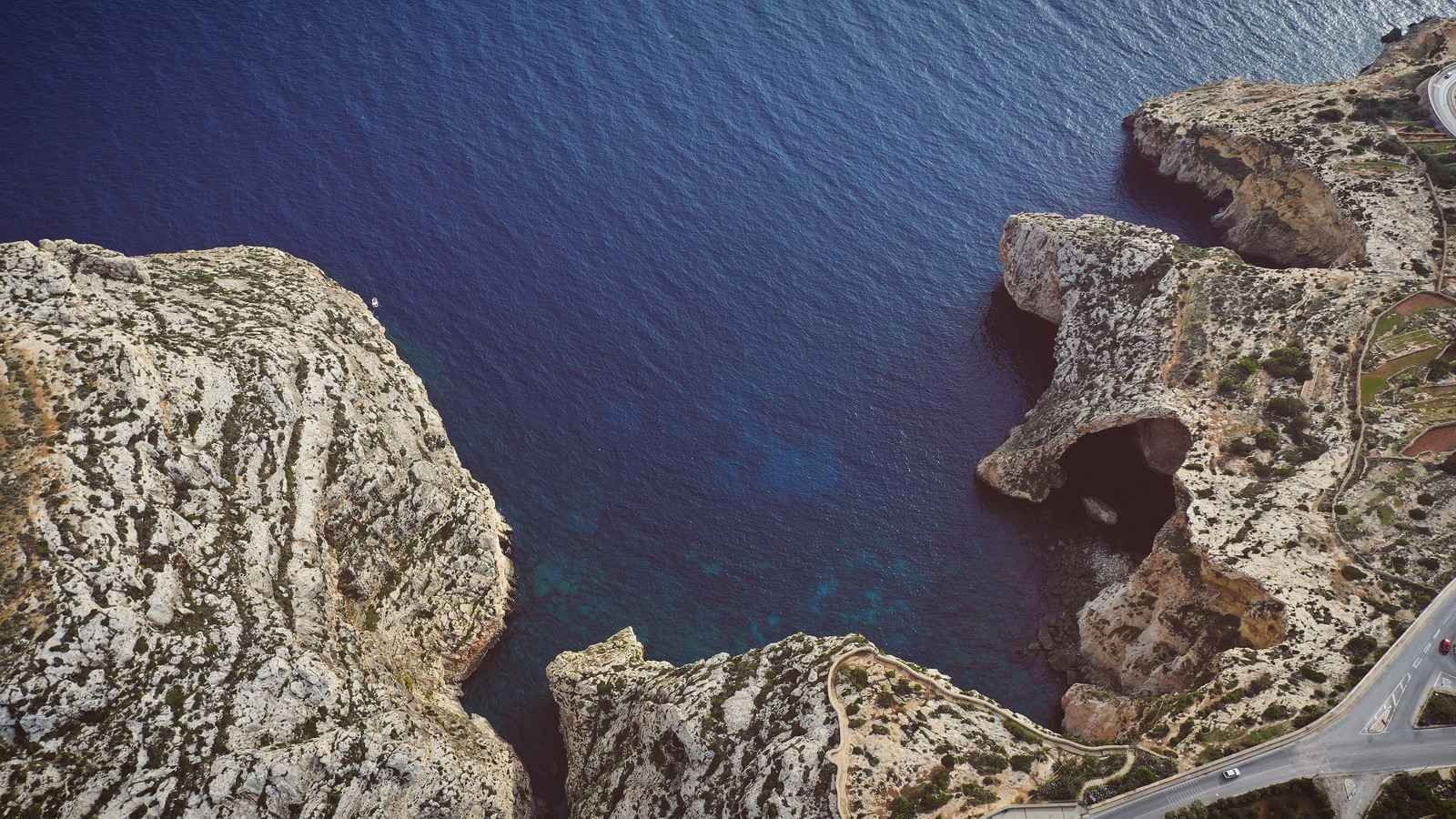 秘境之旅：唯一英联邦、欧元区、申根国、欧盟