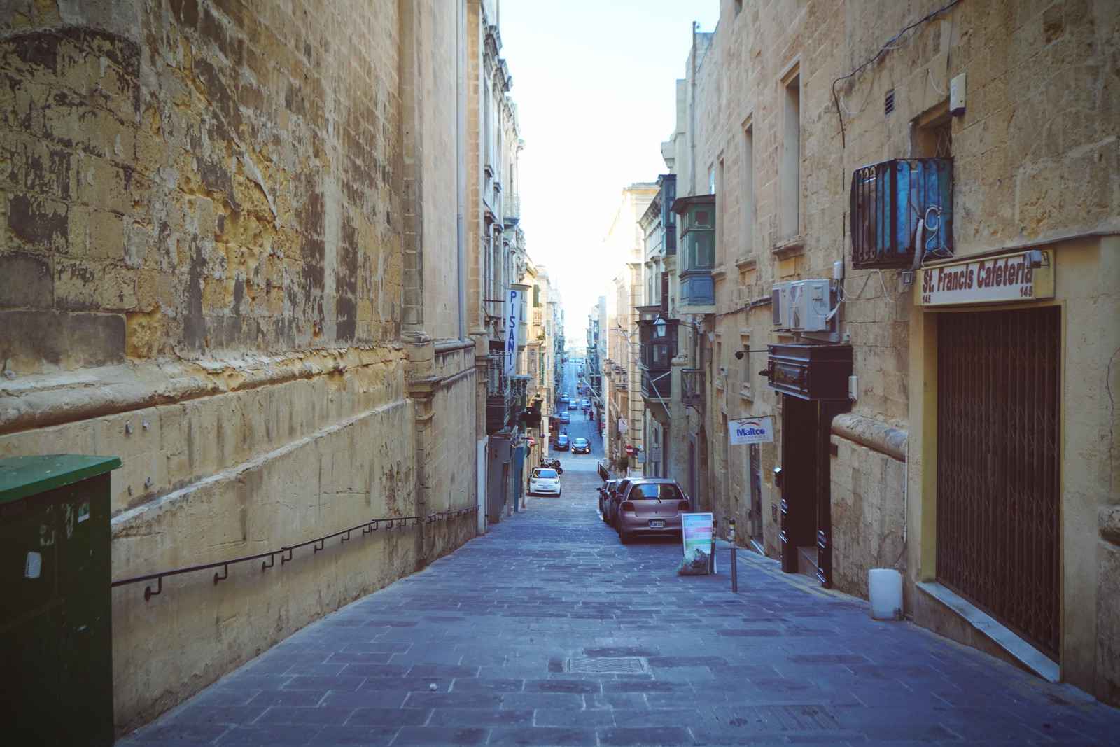 秘境之旅:唯一英联邦、欧元区、申根国、欧盟