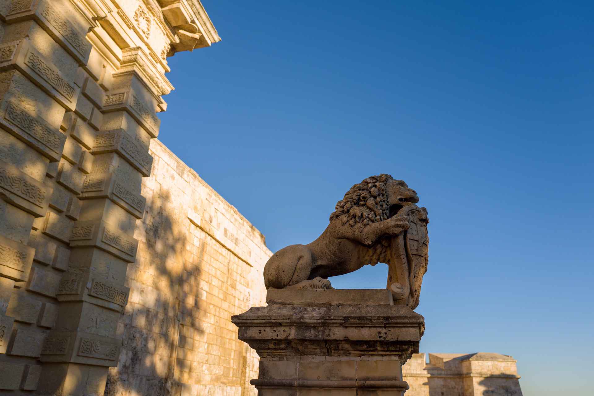 孑然而神秘 马耳他的冰与火之歌,马耳他自助游攻
