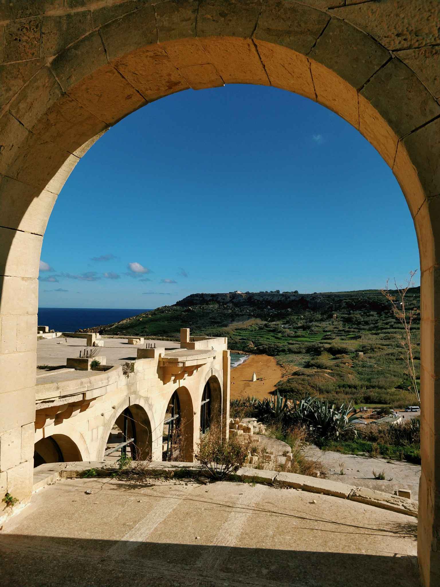 前面是一座岛,灯火通明: 海之角 马耳他 (Malta