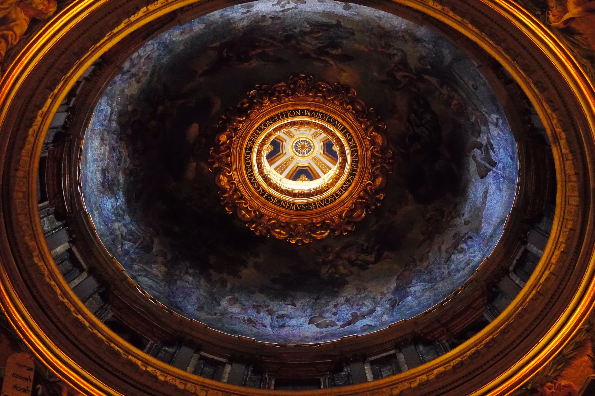 从罗马帝国到马耳他骑士团,古城满眼尽现代。