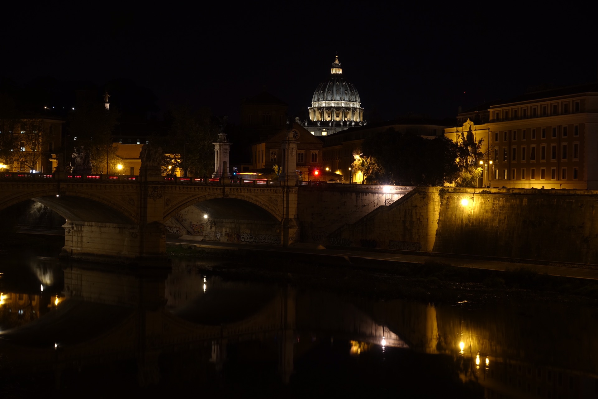 从罗马帝国到马耳他骑士团,古城满眼尽现代。