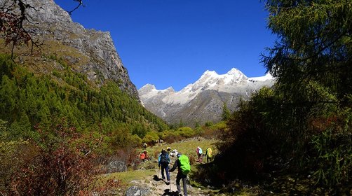  长穿毕徒步装备推荐,长穿毕登山最佳季节