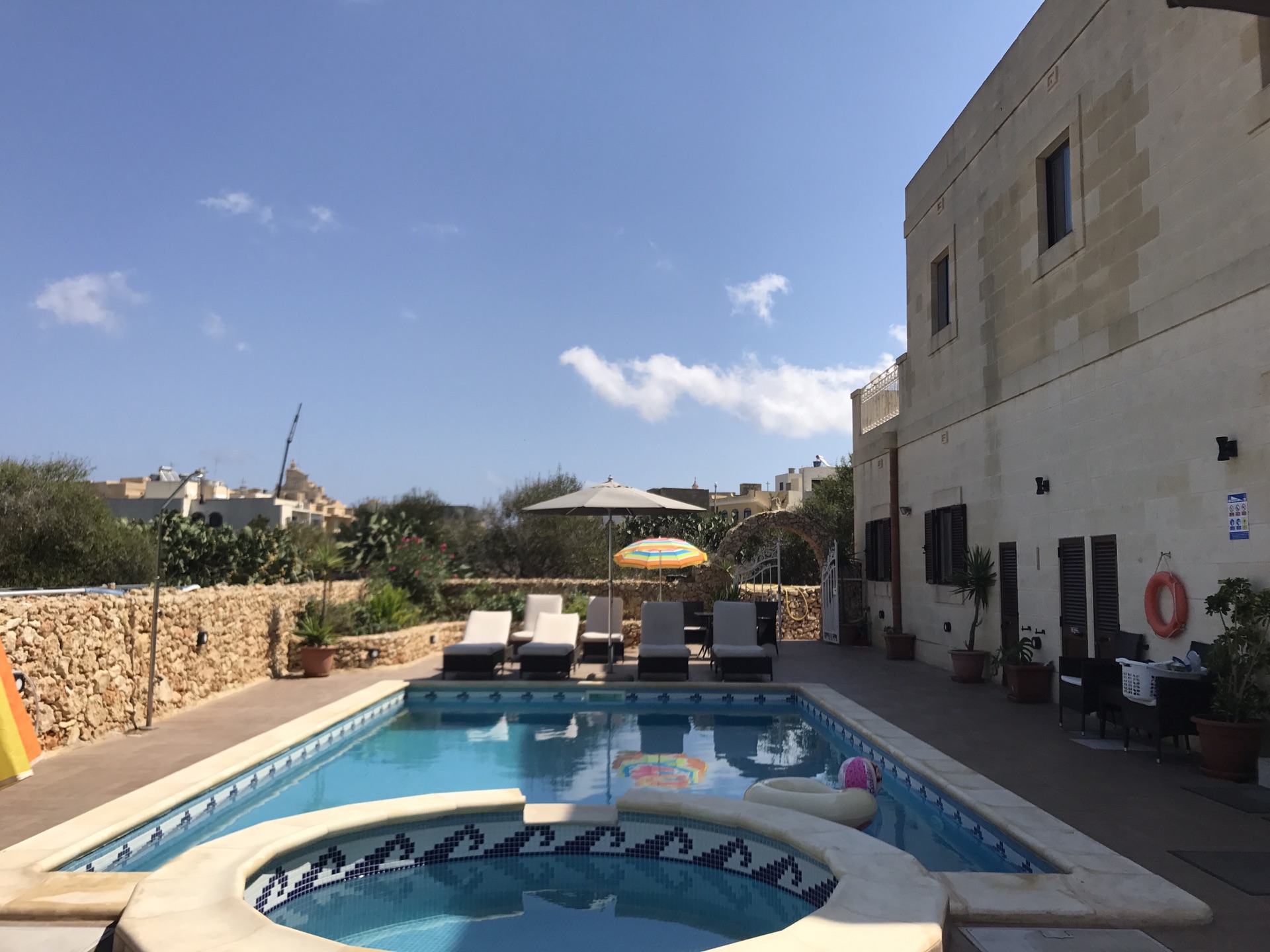 地中海岛国深度游,马耳他自助游攻略