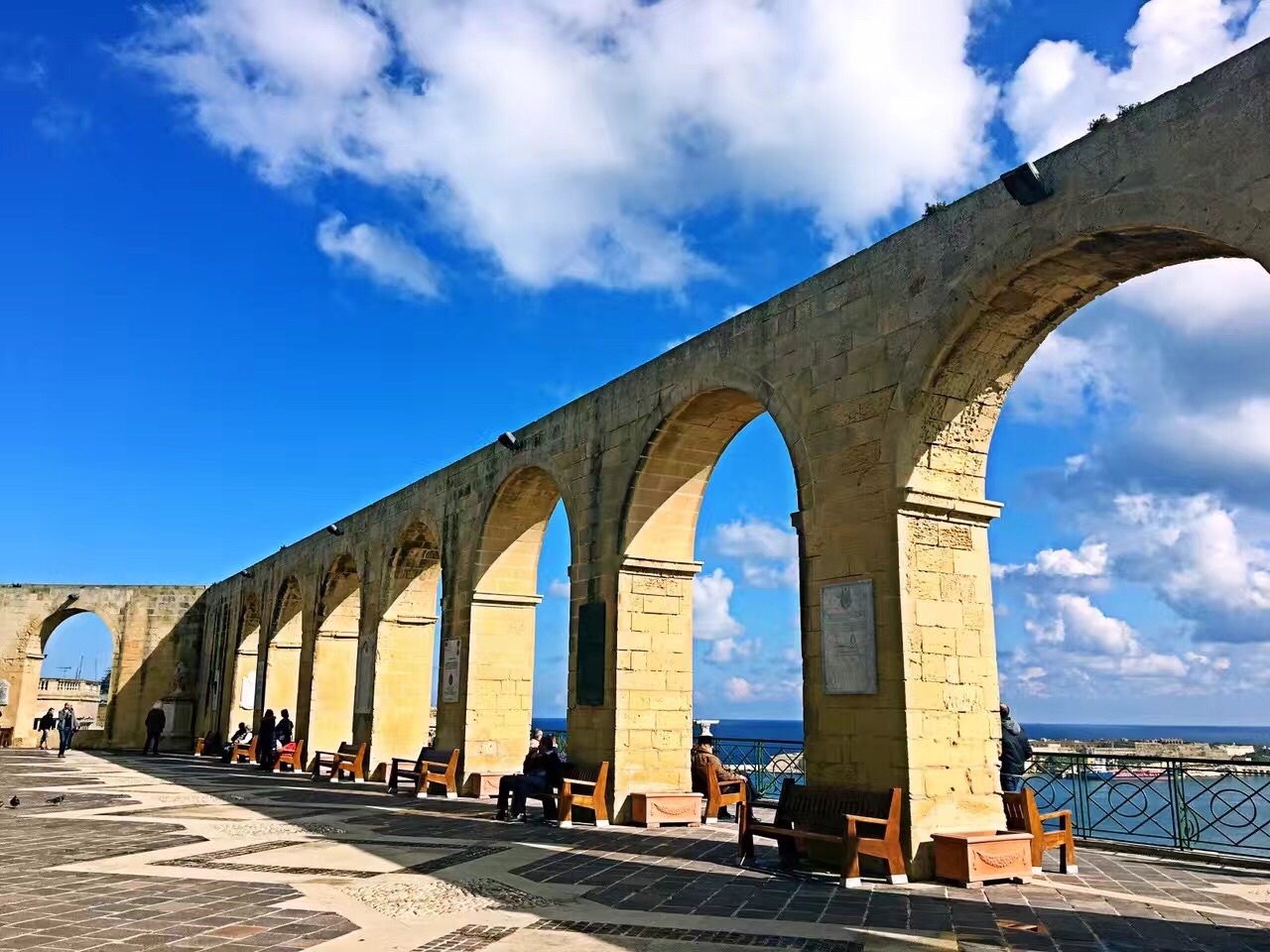 地中海的七丘之城和圣骑士团之旅（从罗马进出