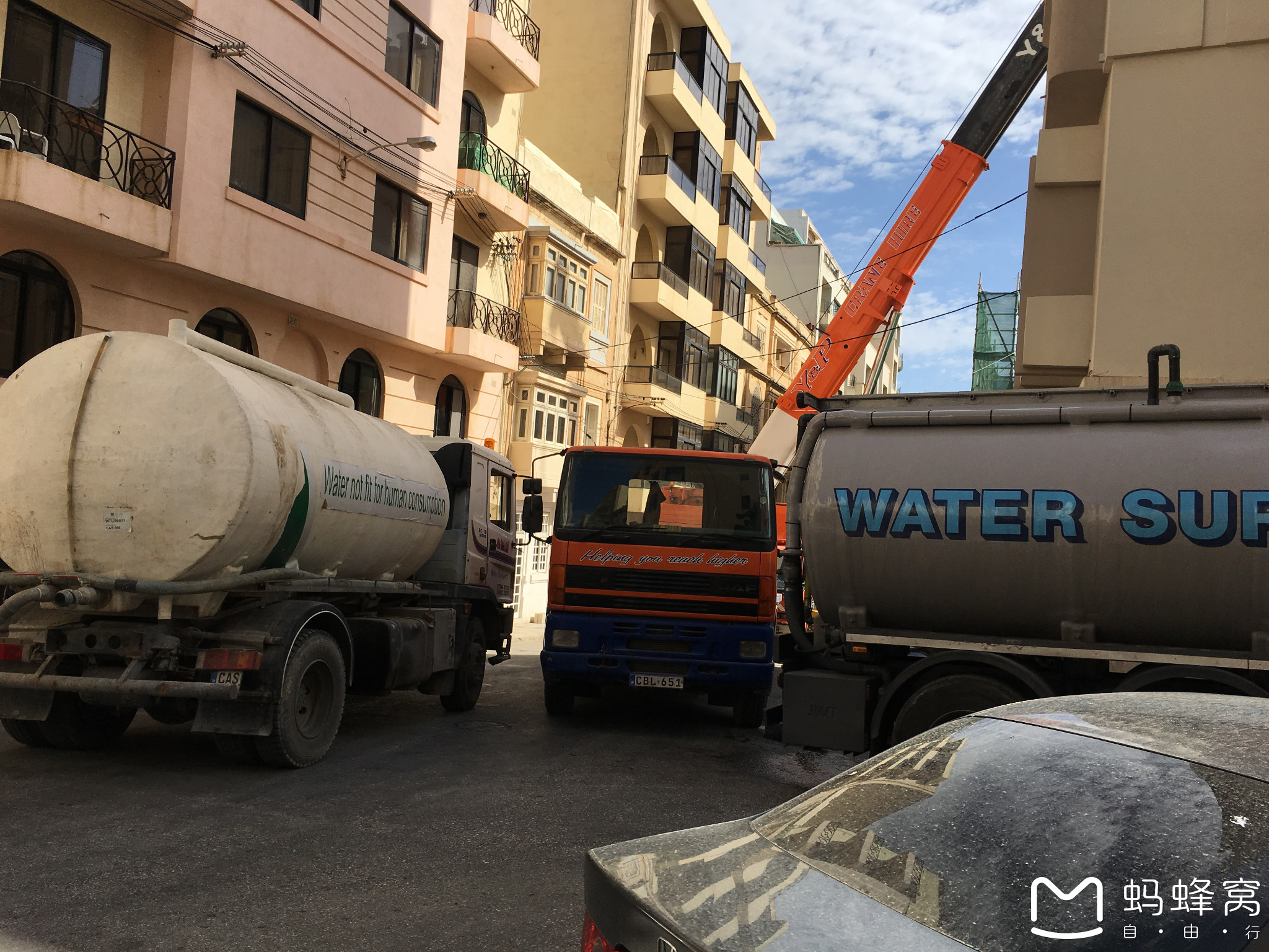 蓝窗上个月塌了囧 马耳他Malta还有别的(土黄+湛