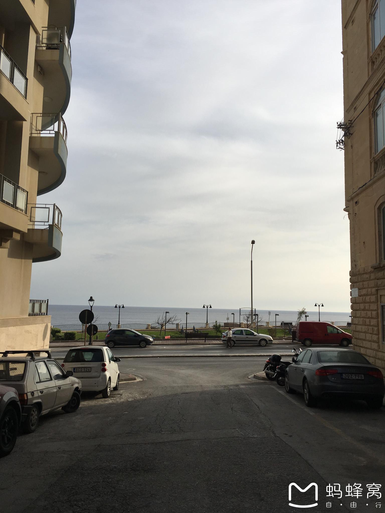 蓝窗上个月塌了囧 马耳他Malta还有别的(土黄+湛