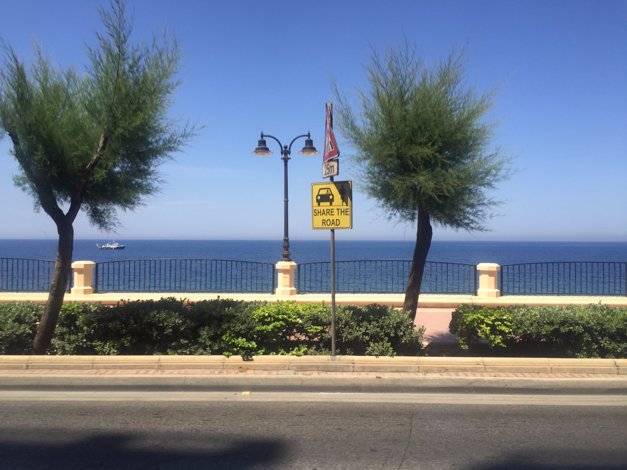 迷失在地中海的蓝色心脏