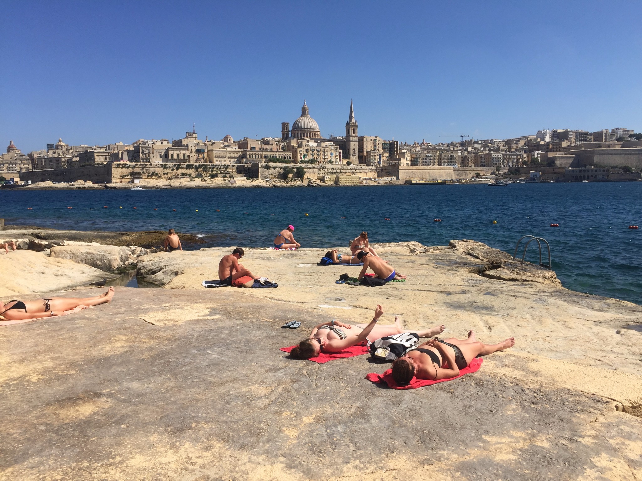 迷失在地中海的蓝色心脏