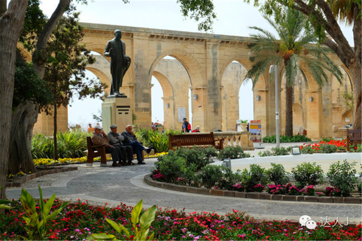 从一只猫的表情说起，观马耳他城市风景,马耳他