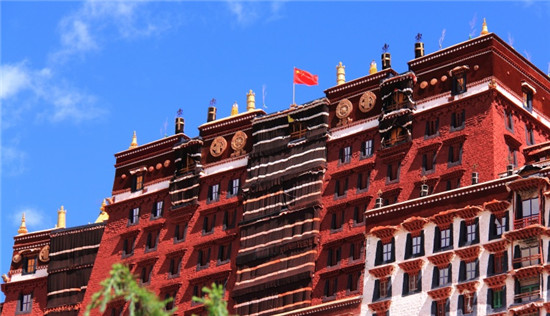  红绿融合，拉萨旅游新典范