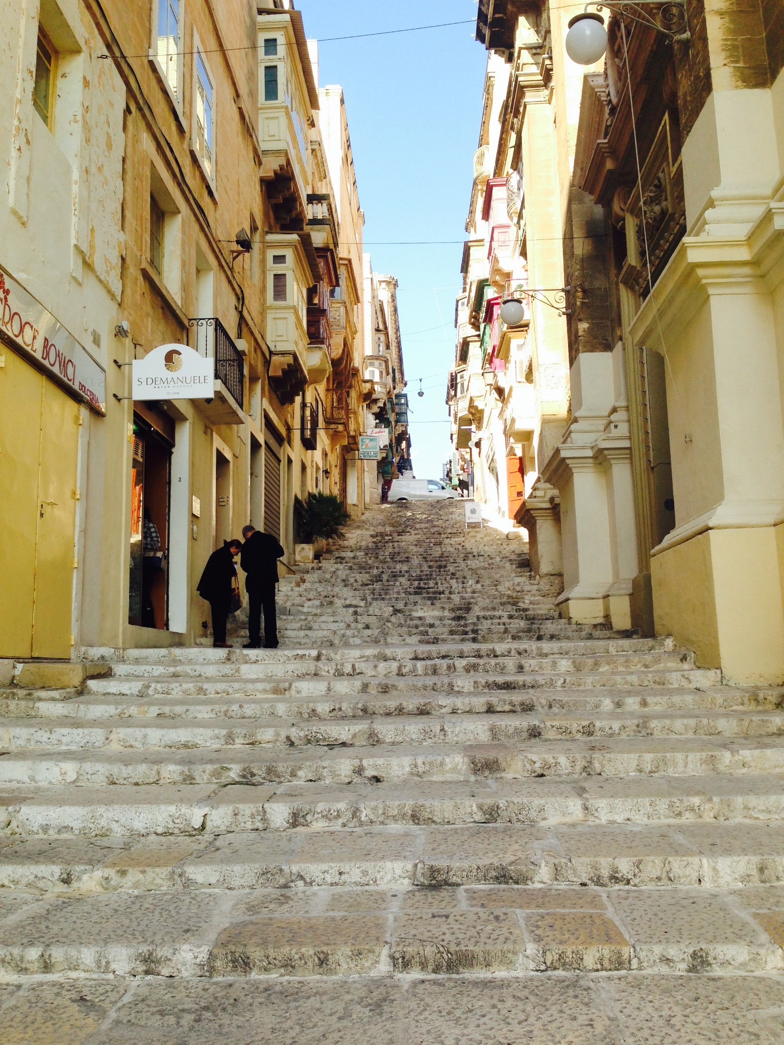 用尽全世界的土黄 地中海小岛马耳他,马耳他自助