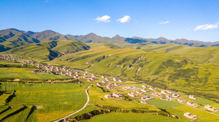  阿坝莫郎节是什么时候？阿坝旅游景点推荐