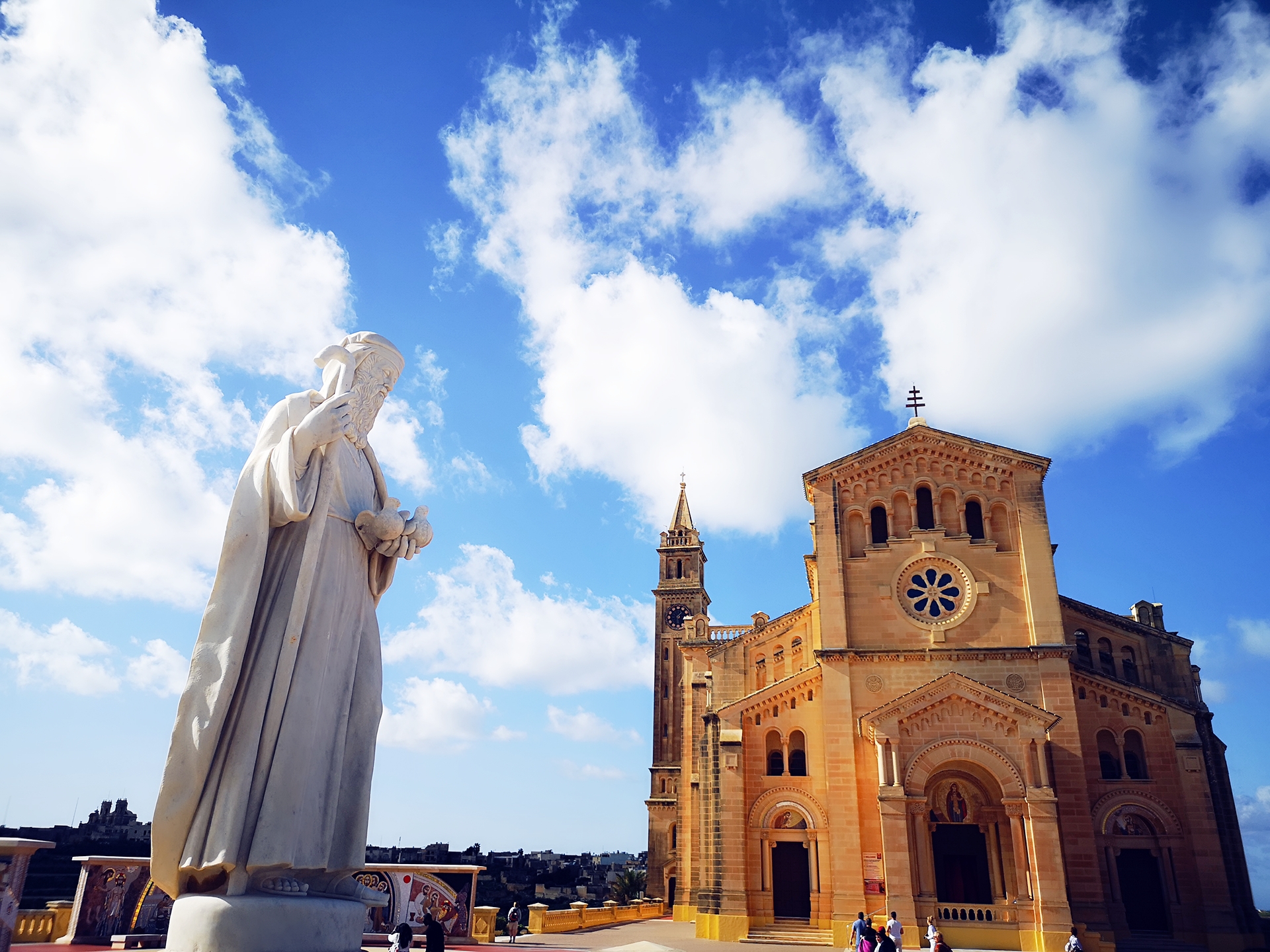 马耳他：我们同在地中海的小岛上,马耳他旅游攻